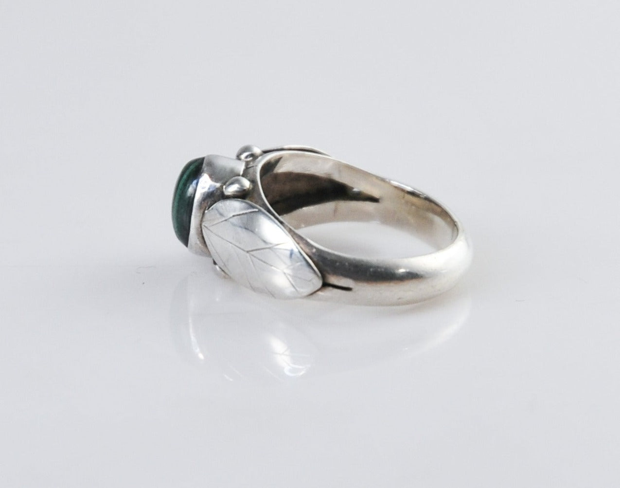 Southwestern Sterling Silver Malachite Leaf Ring Size 6