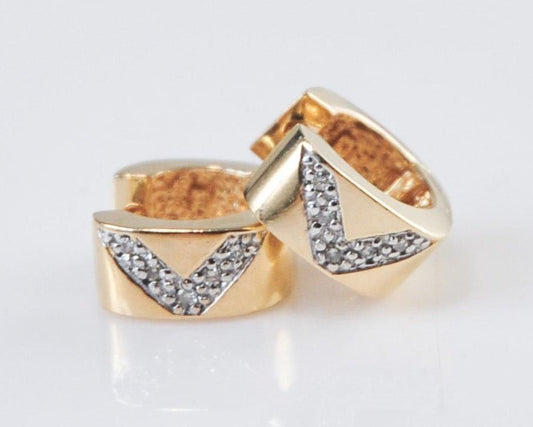 14K Gold Diamond Huggie Hoop Earrings