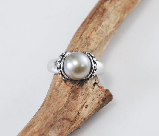 Designer Sterling Silver 9mm Pearl Ring Size 5 1/4