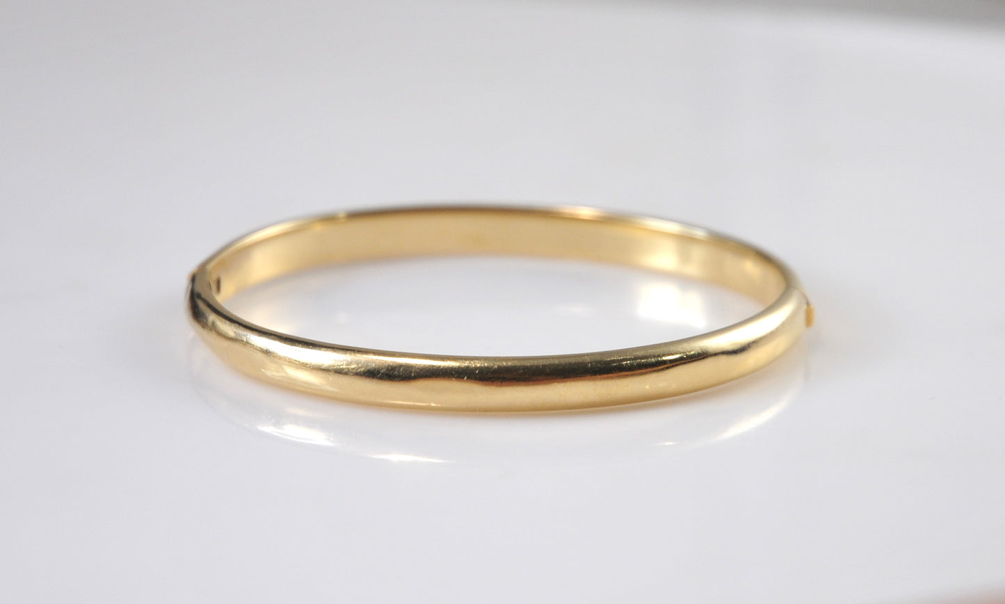 RESERVED for R - Vintage Milor 14K Gold Hinged Bangle Bracelet