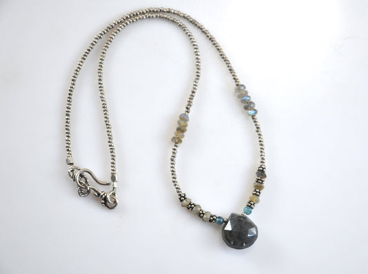 Sterling Silver Labradorite Beaded Choker Necklace