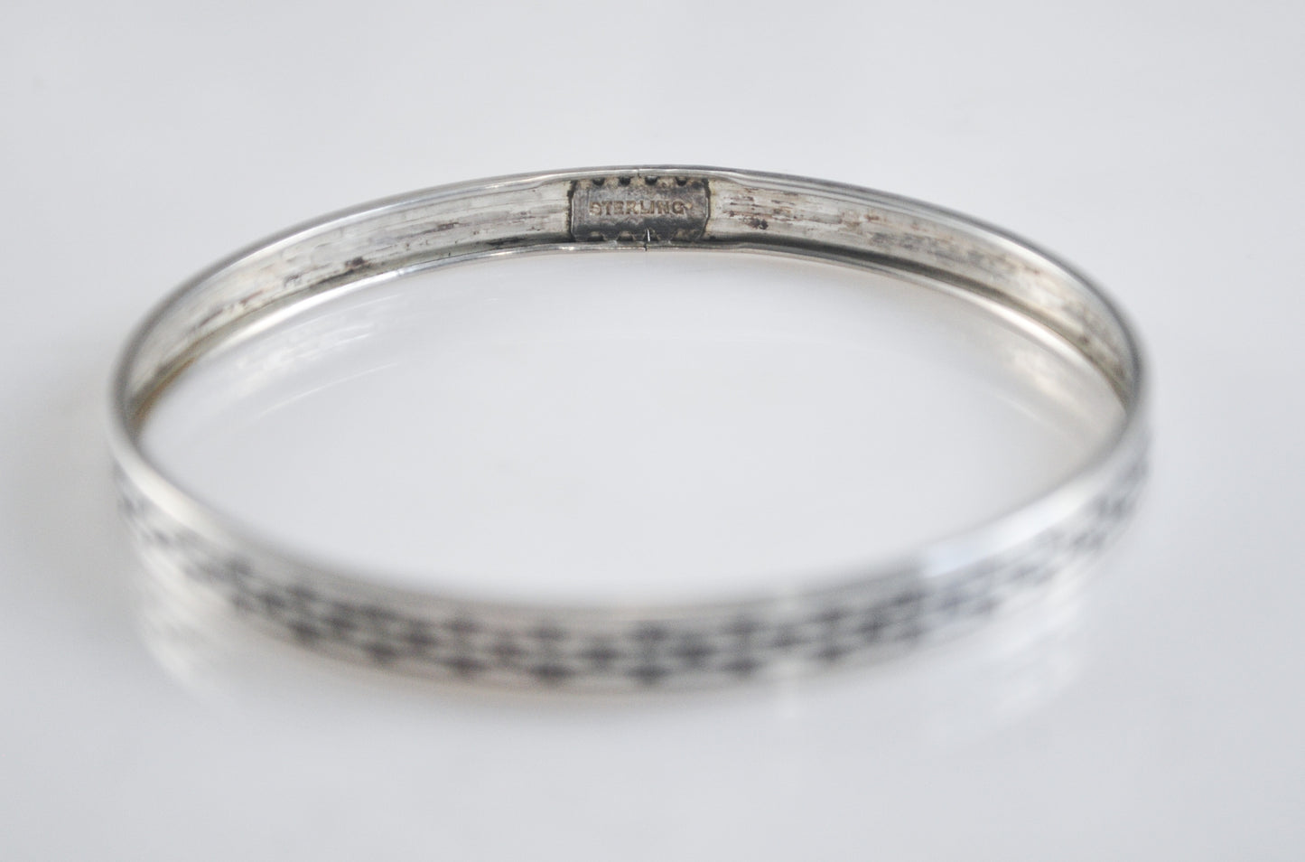 Vintage Sterling Silver Brick Pattern Bangle Bracelet