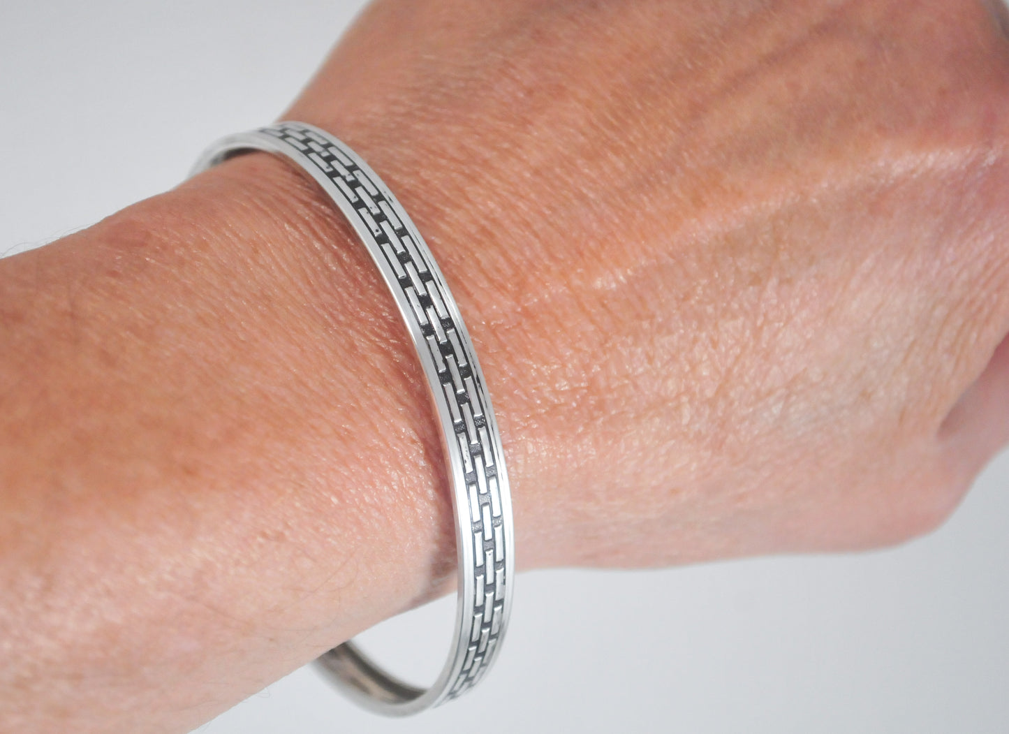 Vintage Sterling Silver Brick Pattern Bangle Bracelet