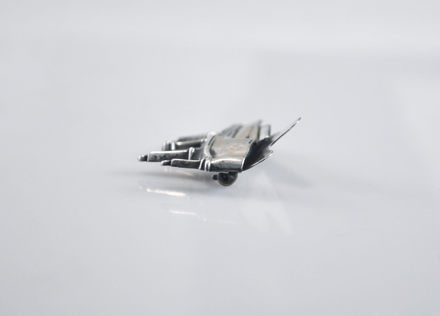 Beau Sterling Silver Piano Brooch