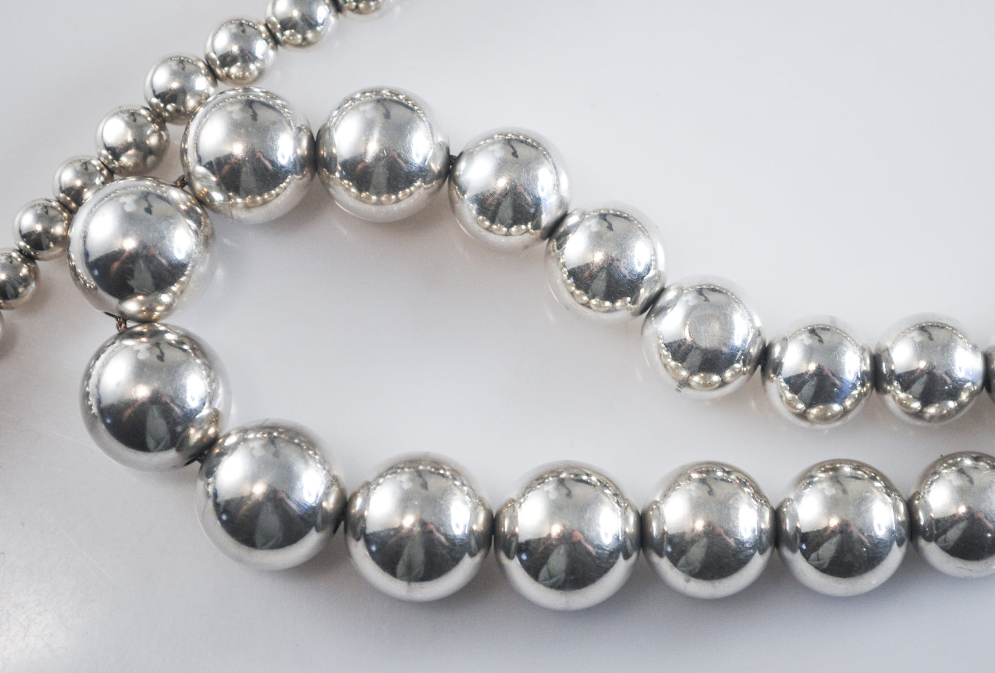 Heavy Sterling Silver Graduated Bead Ball Necklace 30 Inches