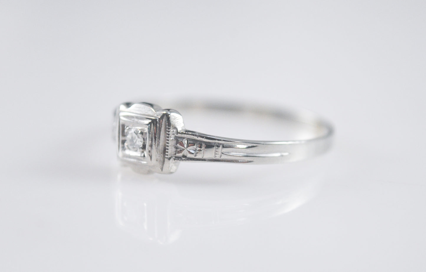 Antique 14K White Gold Diamond Ring