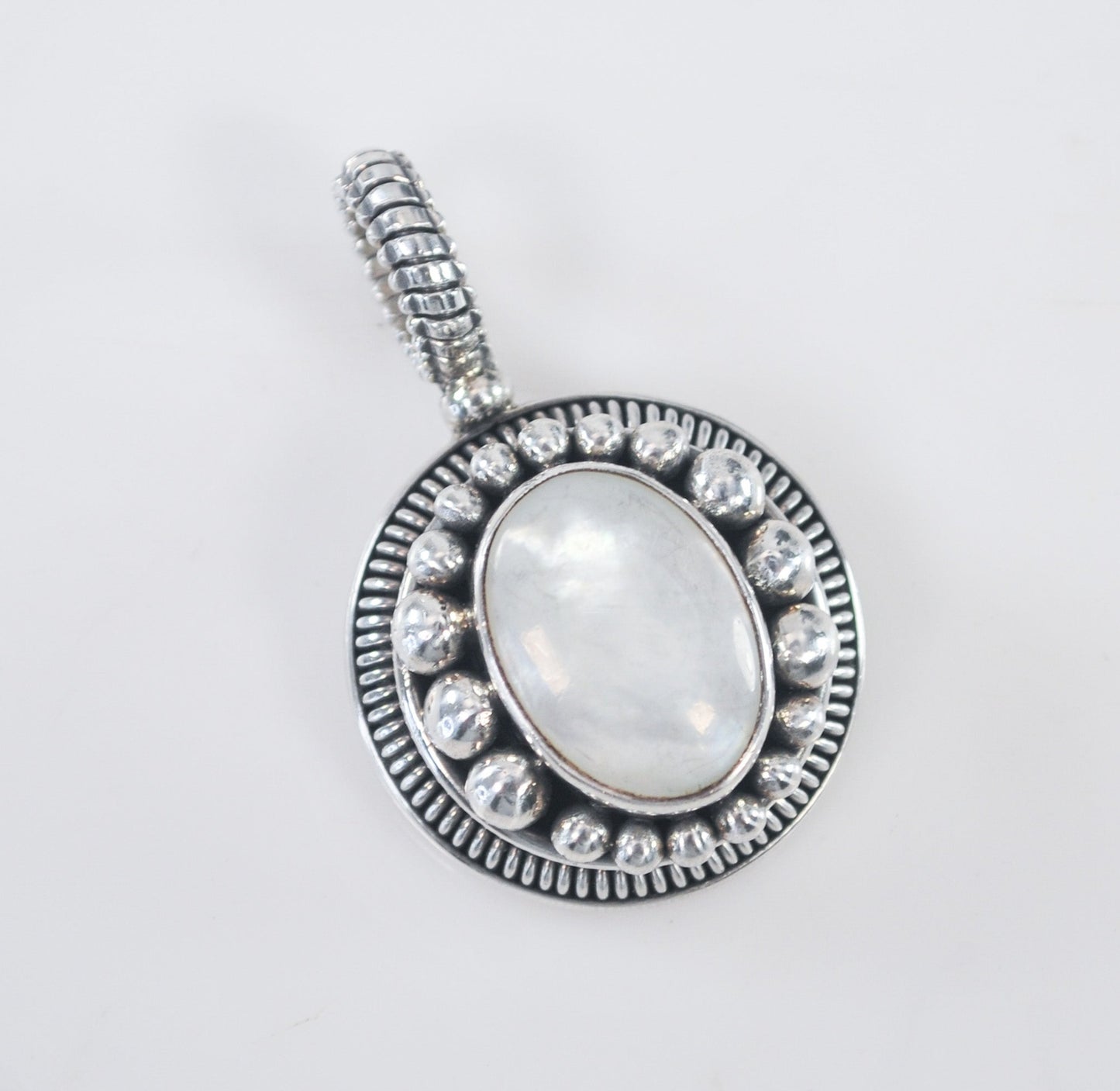 BA Suarti Sterling Silver Mother of Pearl Pendant