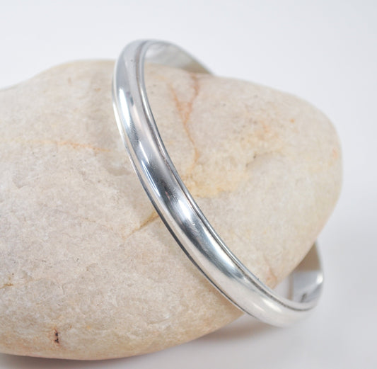 Heavy James Craig Colonial Williamsburg Handwrought Sterling Silver Bangle Bracelet