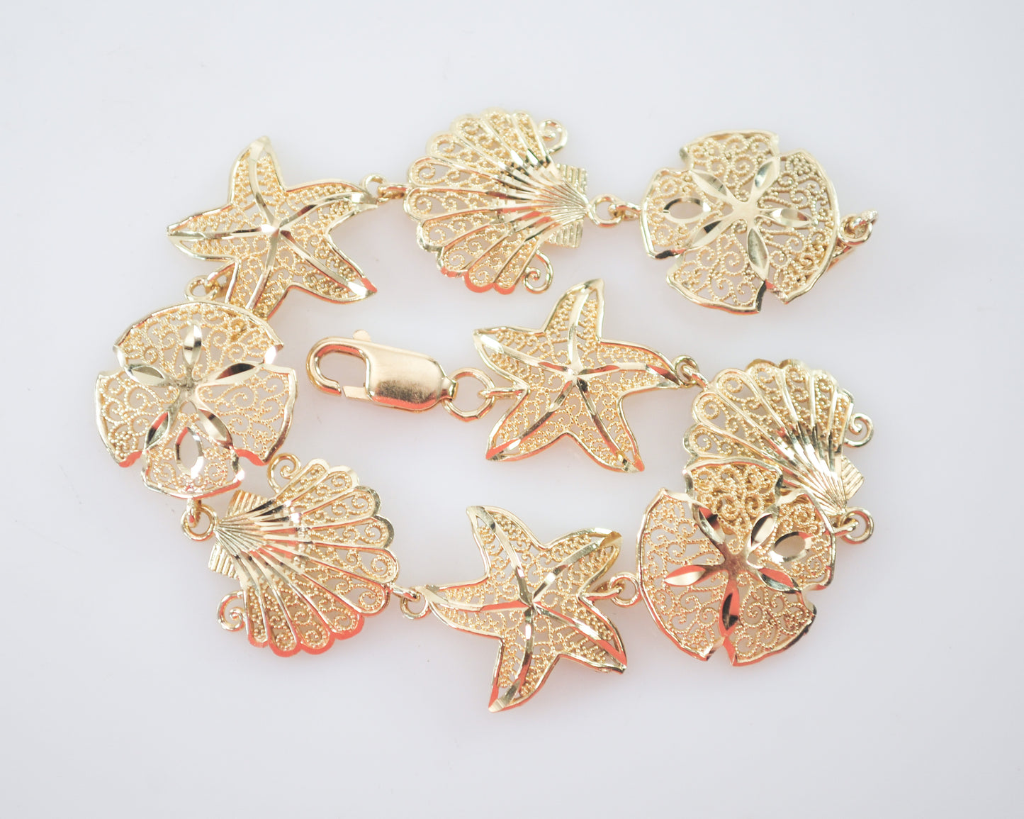 Vintage Signed 14K Gold Shell Starfish Bracelet