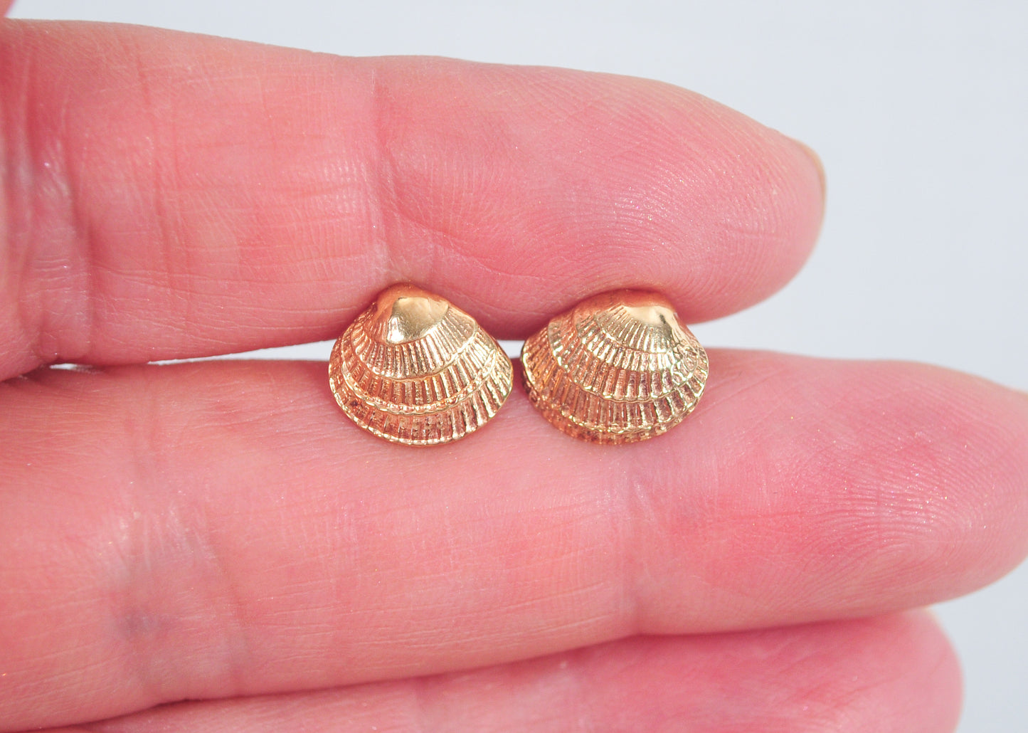 Small Signed 14K Gold Seashell Stud Earrings