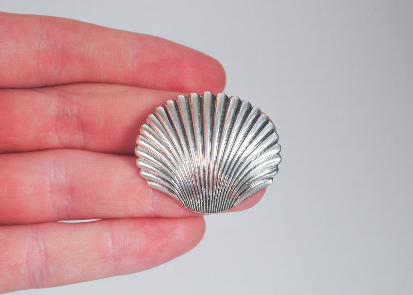 Vintage Beau Sterling Seashell Brooch