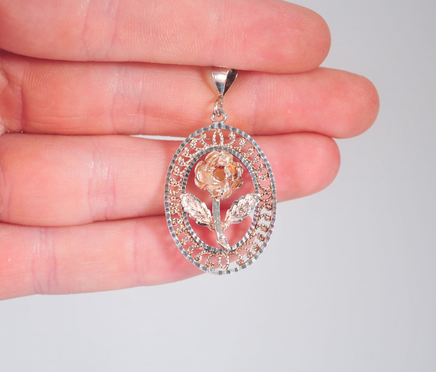 925 Turkey Sterling Silver Two Tone Rose Pendant