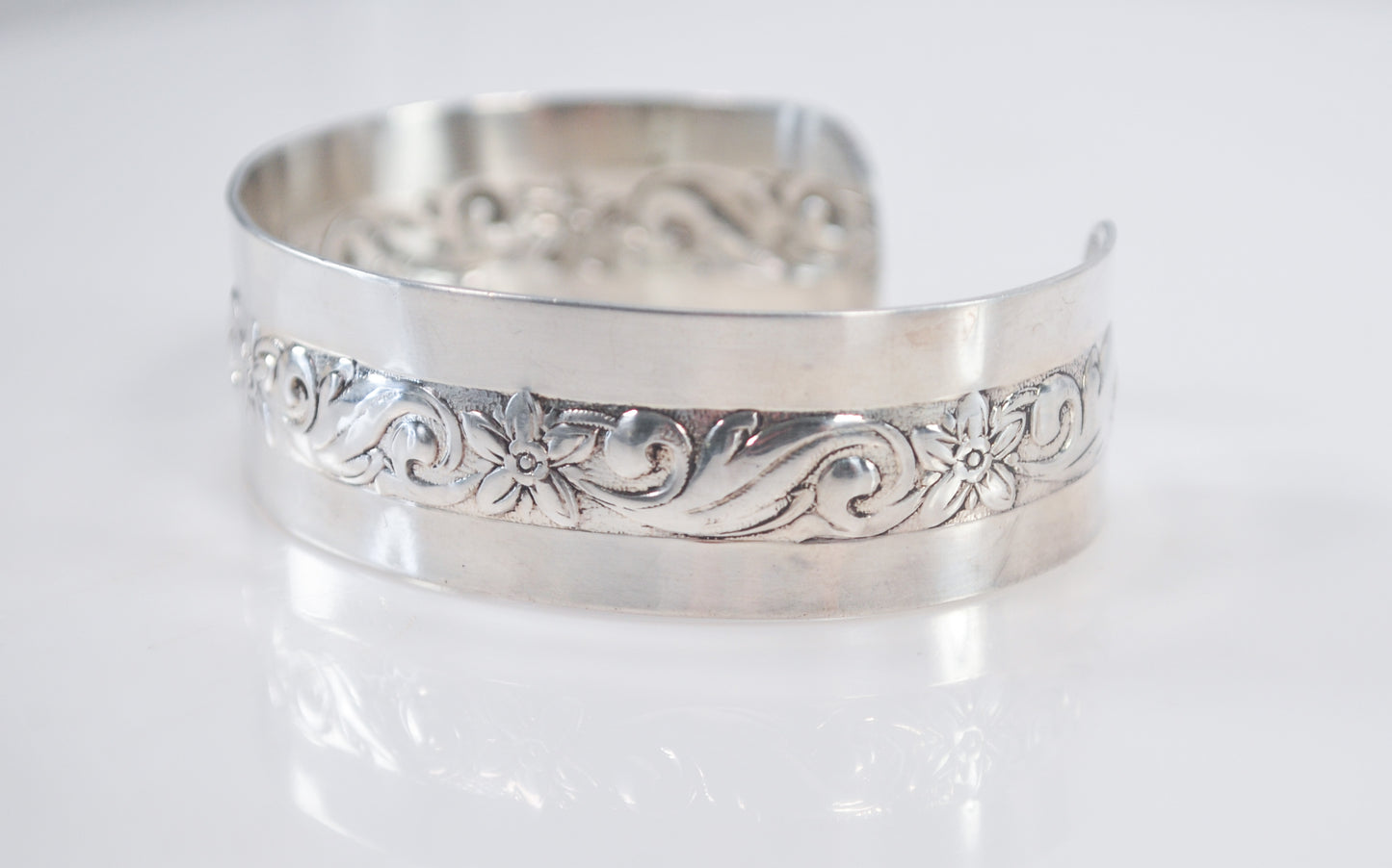 Vintage 925 Sterling Silver Floral Cuff Bracelet