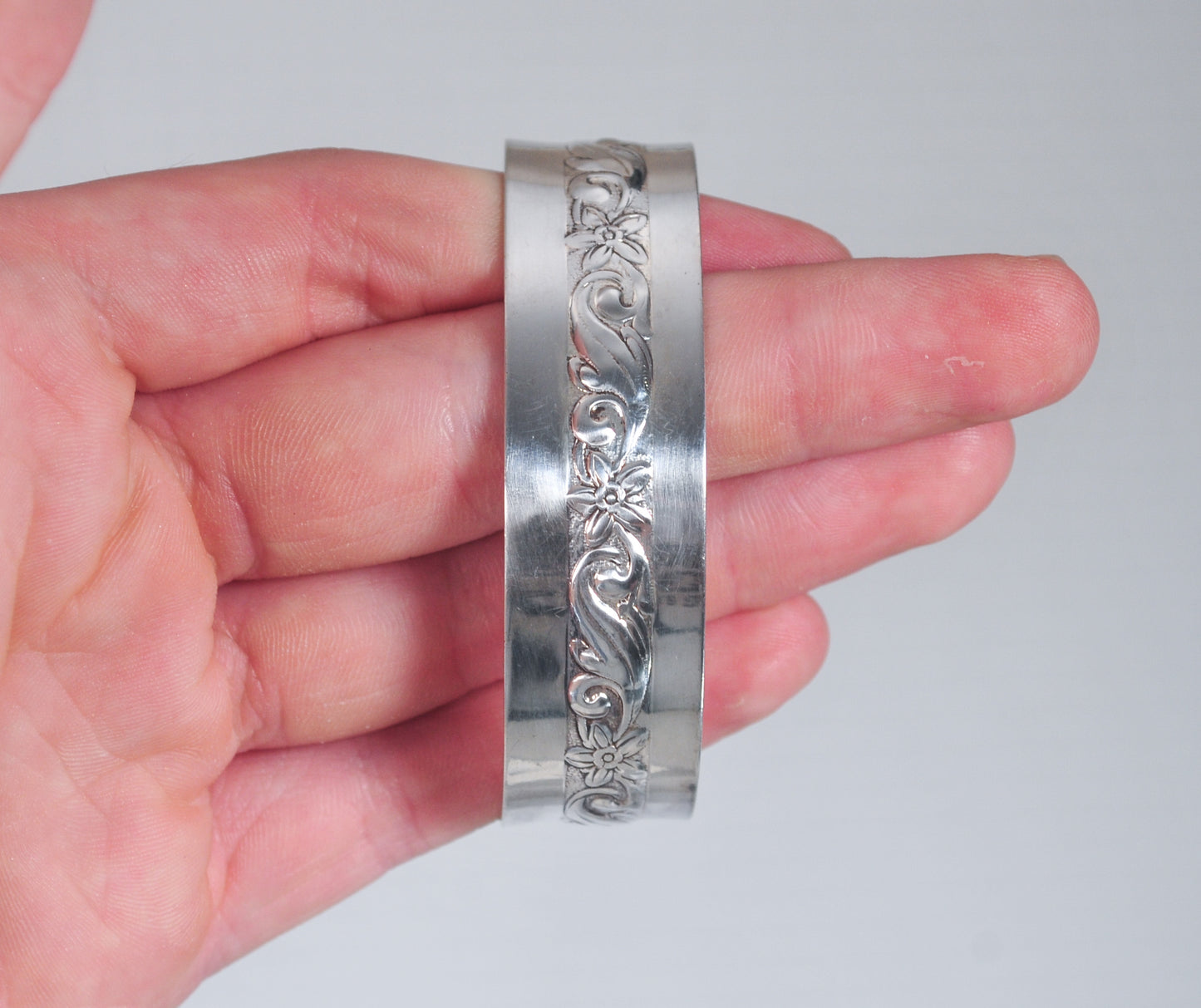 Vintage 925 Sterling Silver Floral Cuff Bracelet