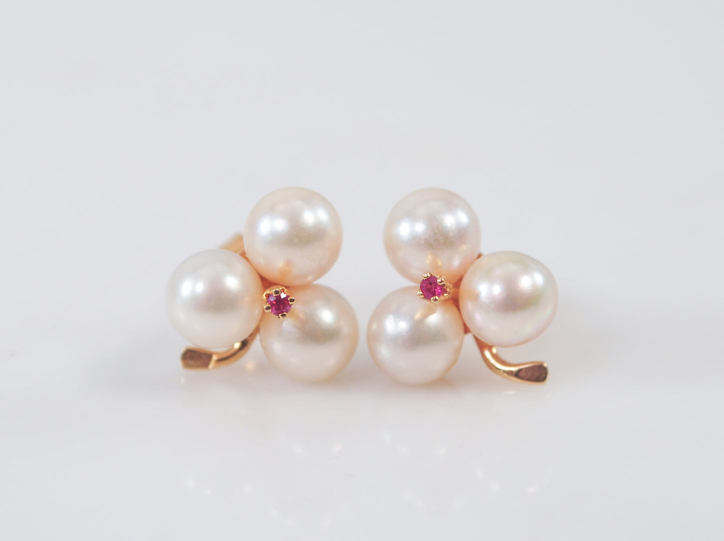 Vintage 14K Gold Pearl and Ruby Flower Earrings