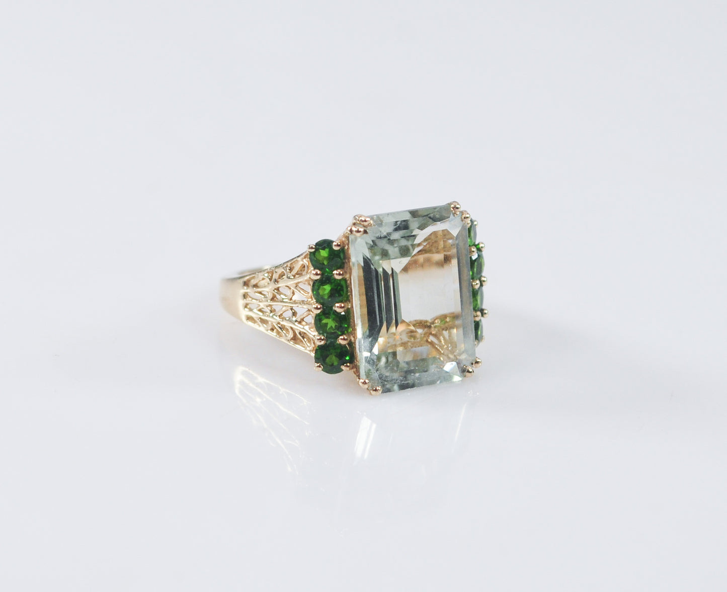 10K Gold Green Amethyst Ring