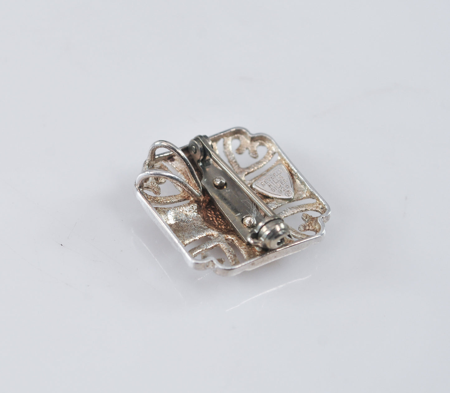 Beverly Hills 925 Silver Diamond Cut Brooch Pendant