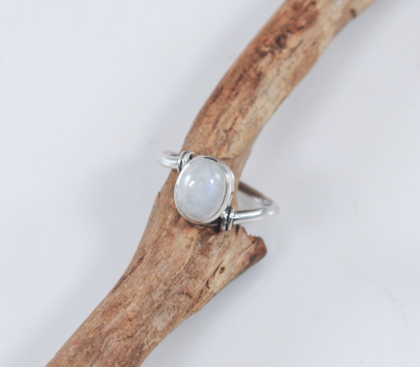 Arya Sterling Silver Moonstone Ring