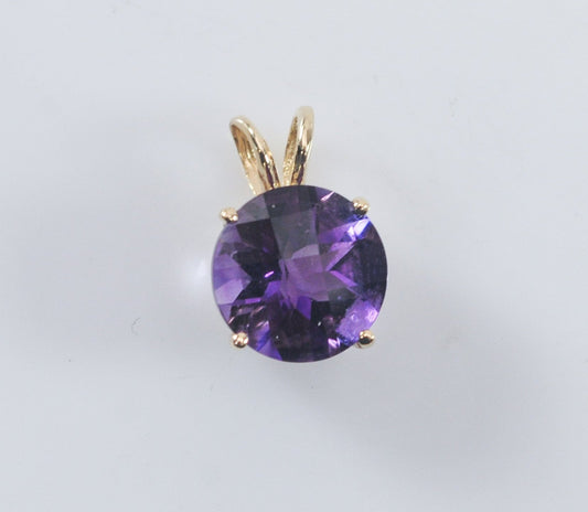 Small 10K Gold Amethyst Pendant