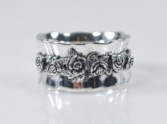 Regina Lane Israel Sterling Silver Rose Band Ring