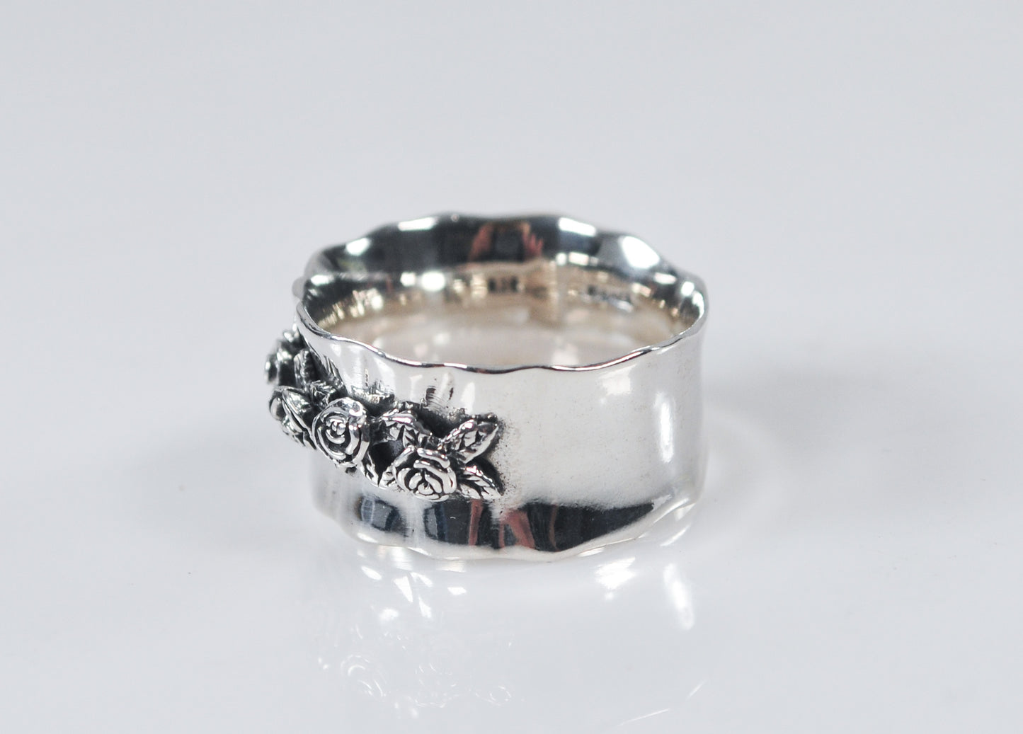 Regina Lane Israel Sterling Silver Rose Band Ring