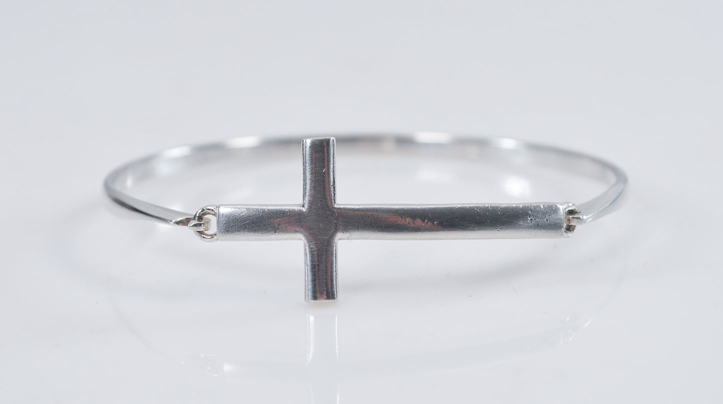 JCM 925 Sterling Silver Cross Hook Bangle Bracelet