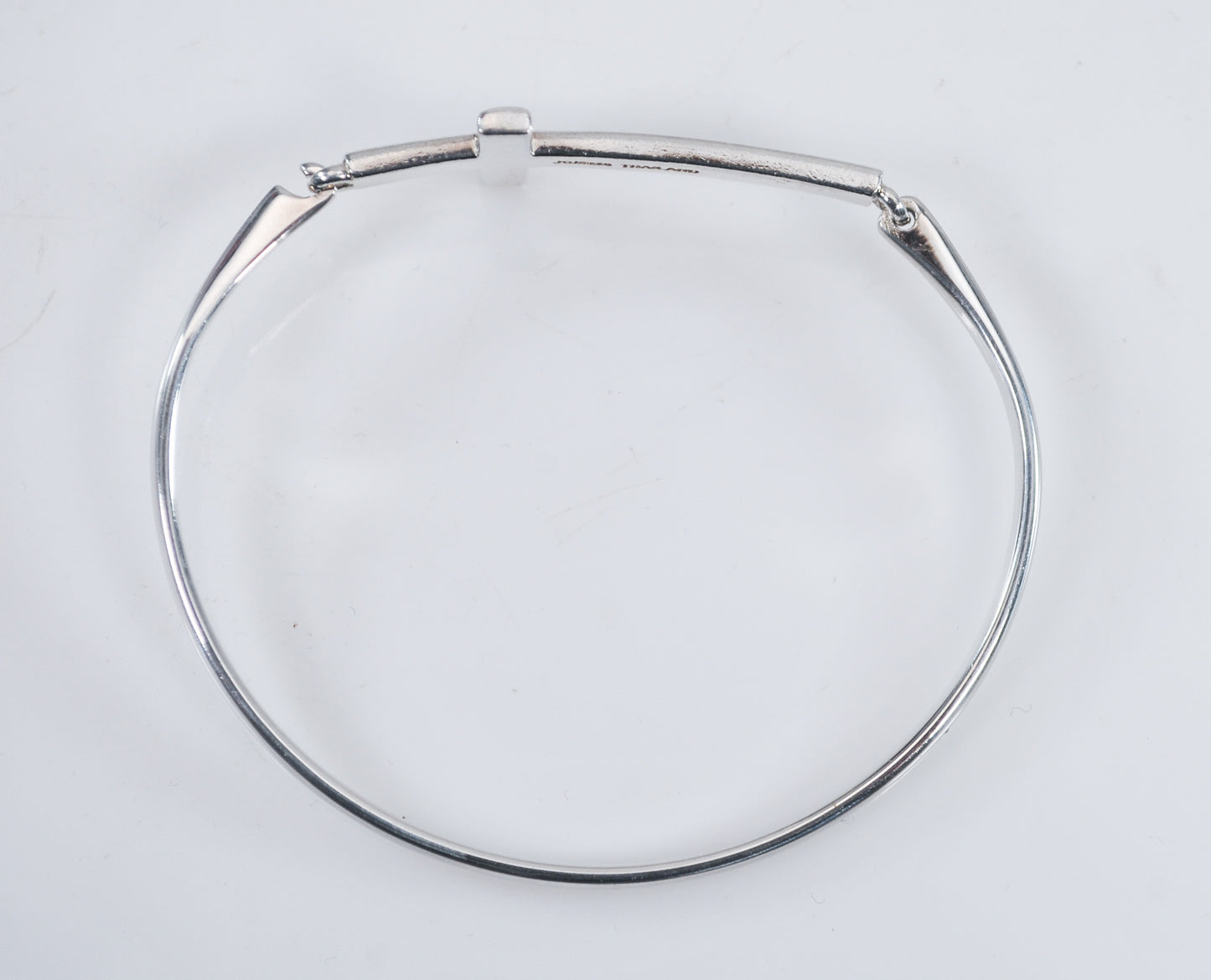 JCM 925 Sterling Silver Cross Hook Bangle Bracelet