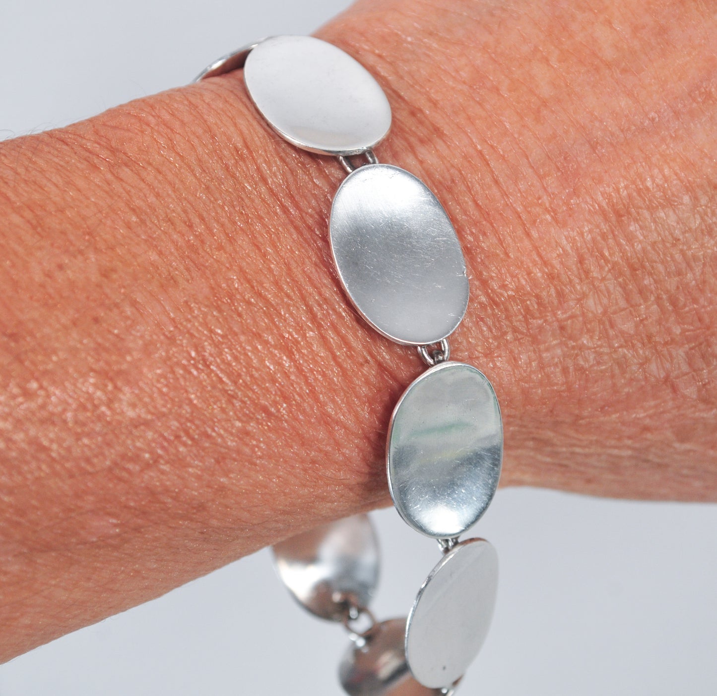 925 Mexico Sterling Silver Oval Disc Link Bracelet