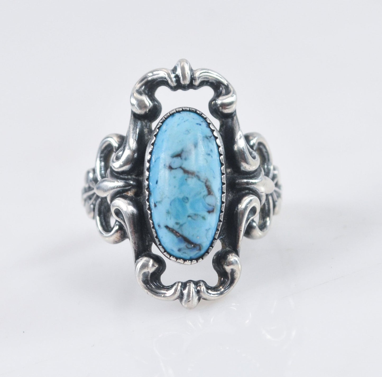 Vintage Sterling Southwestern Turquoise Ring