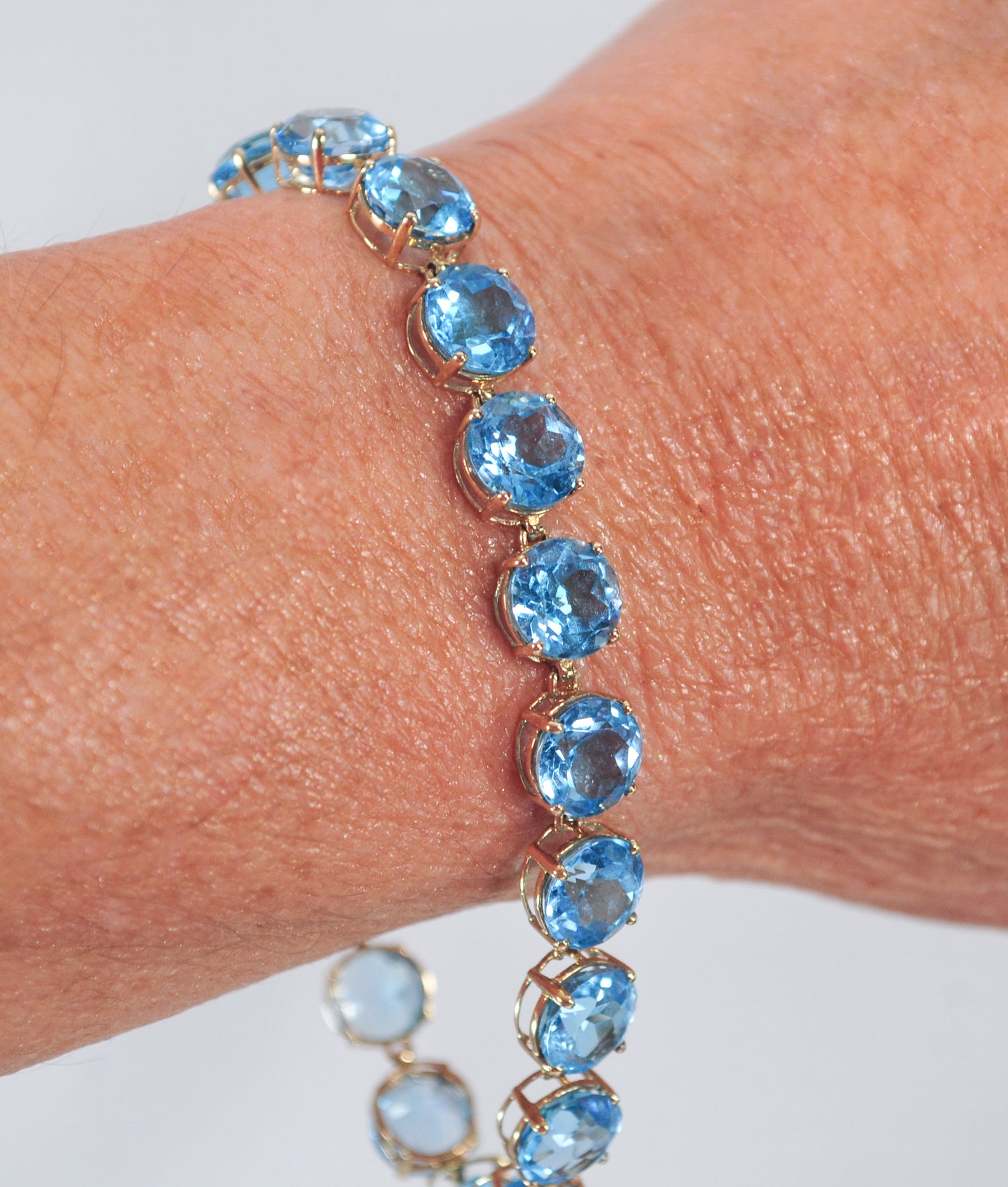 10K Gold Blue Topaz Bracelet