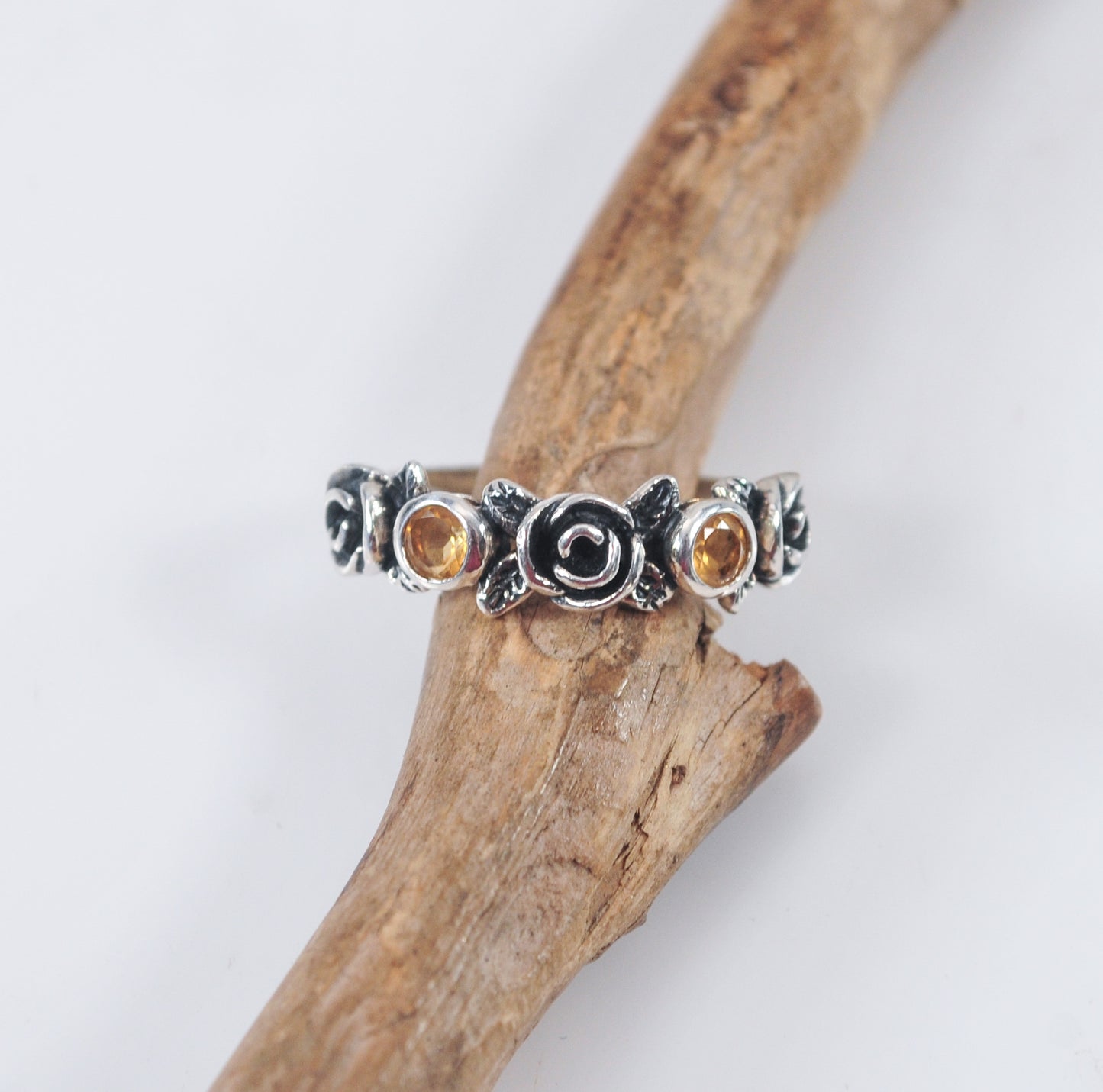 Or PAZ Sterling Silver Citrine Rose Ring