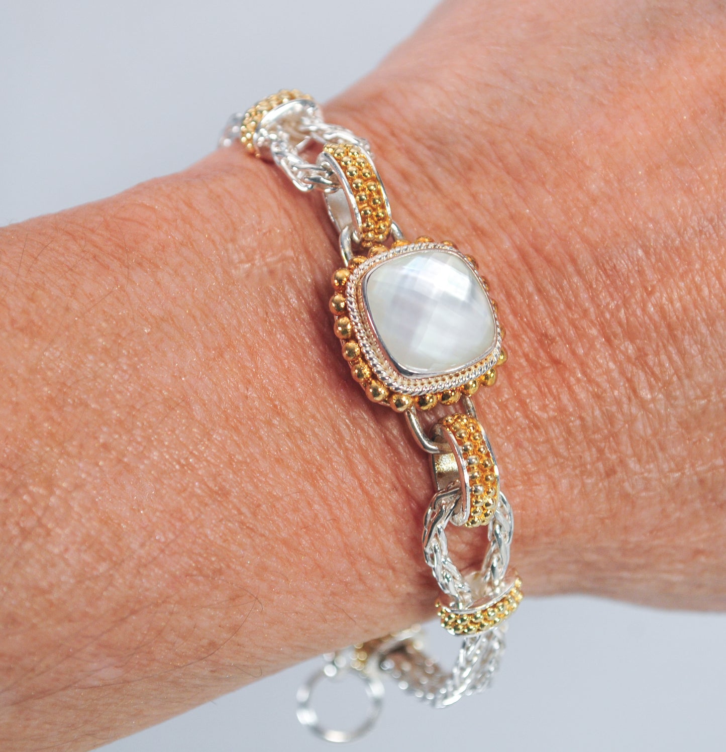 Designer 925 Sterling Silver Mother of Pearl Doublet Bracelet