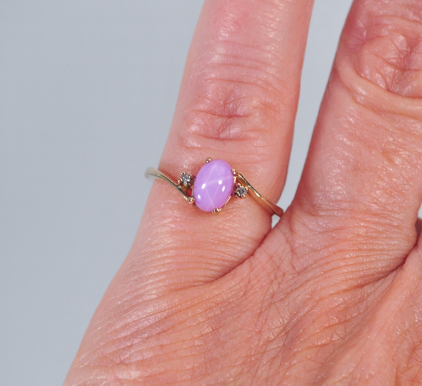 10K Gold Pink Star Sapphire Ring