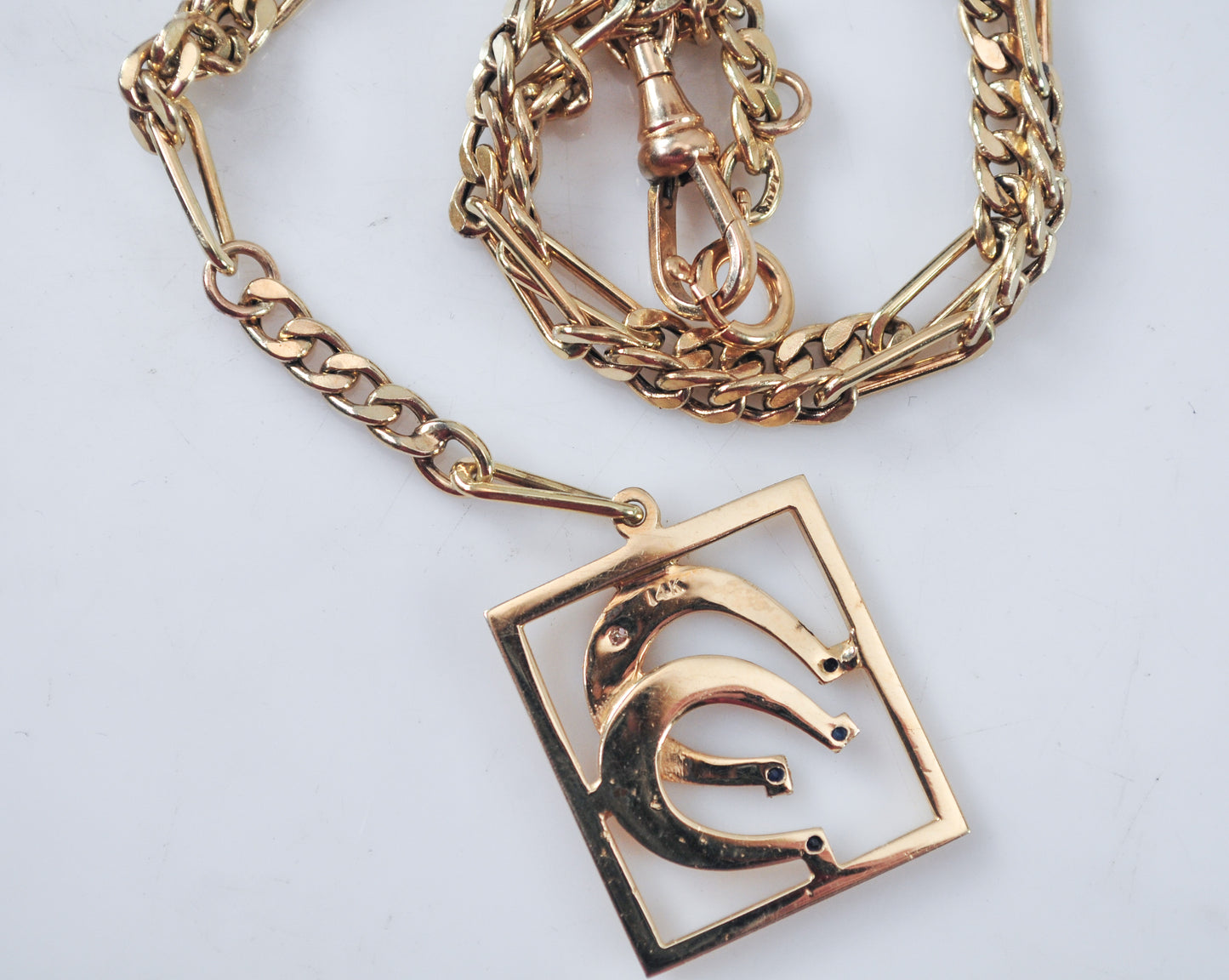 14K Gold Horseshoe Chain Fob