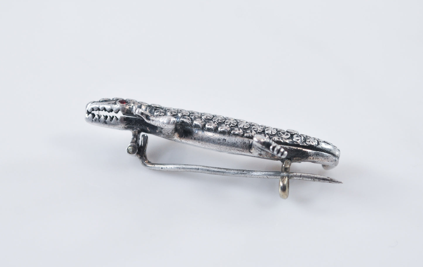 Early Native American Sterling Silver Lizard Brooch