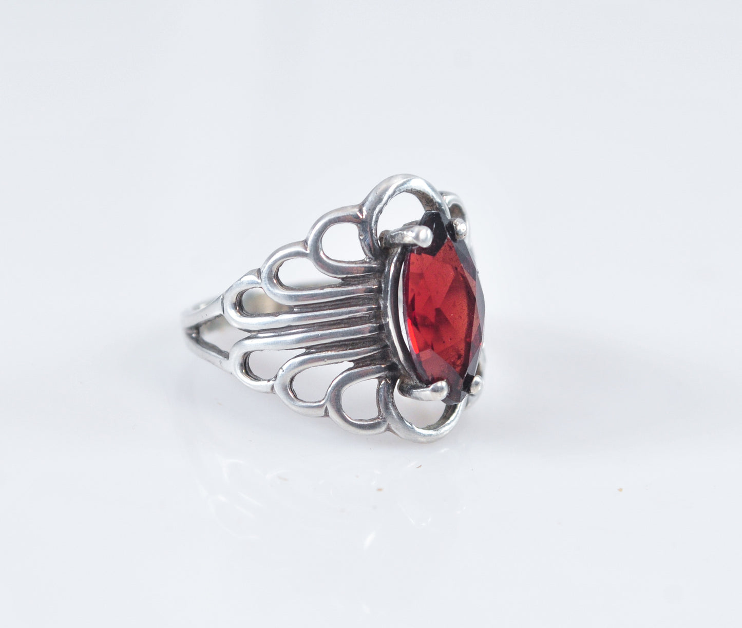 CJC 925 Sterling Silver Garnet Ring