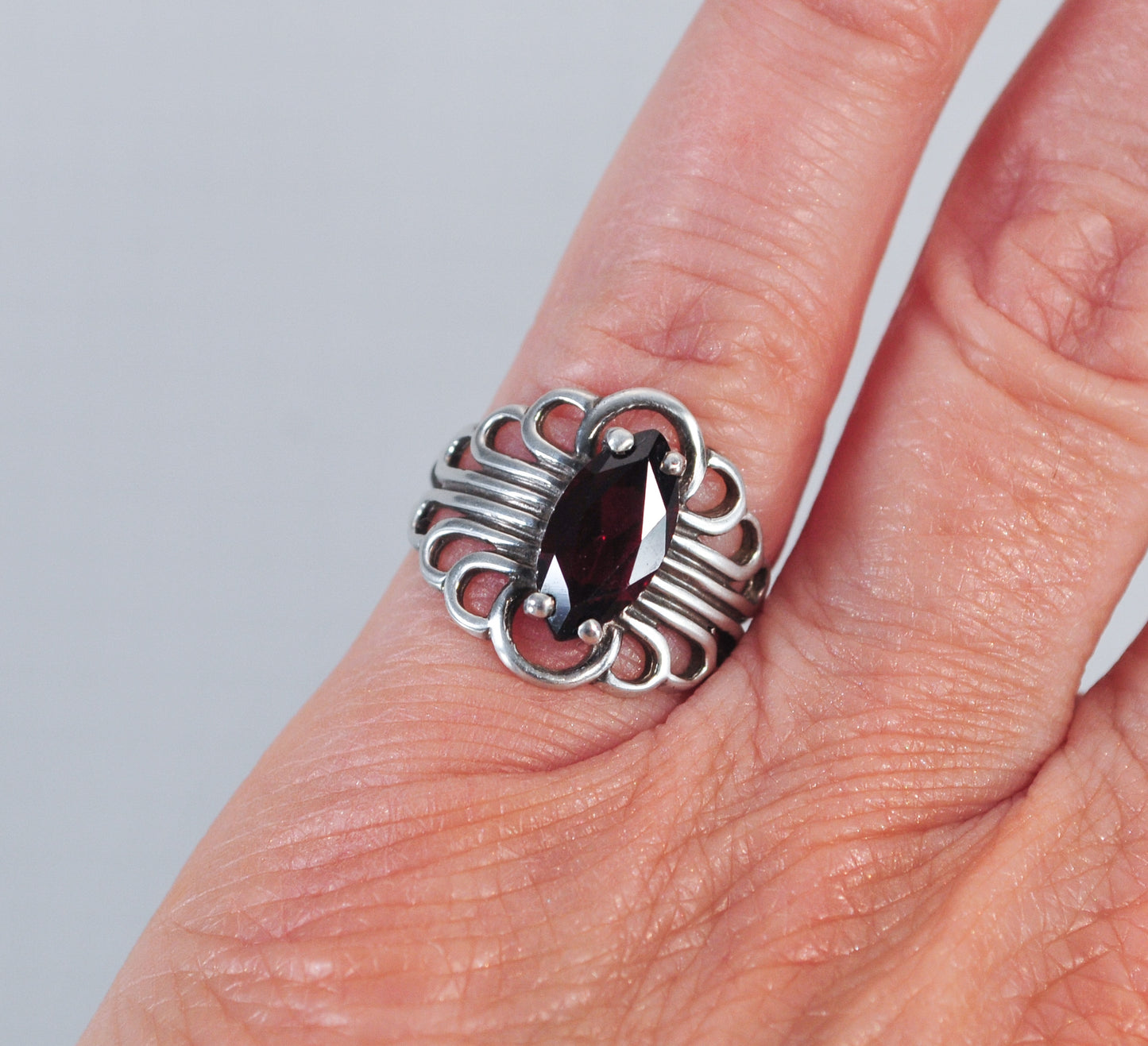 CJC 925 Sterling Silver Garnet Ring