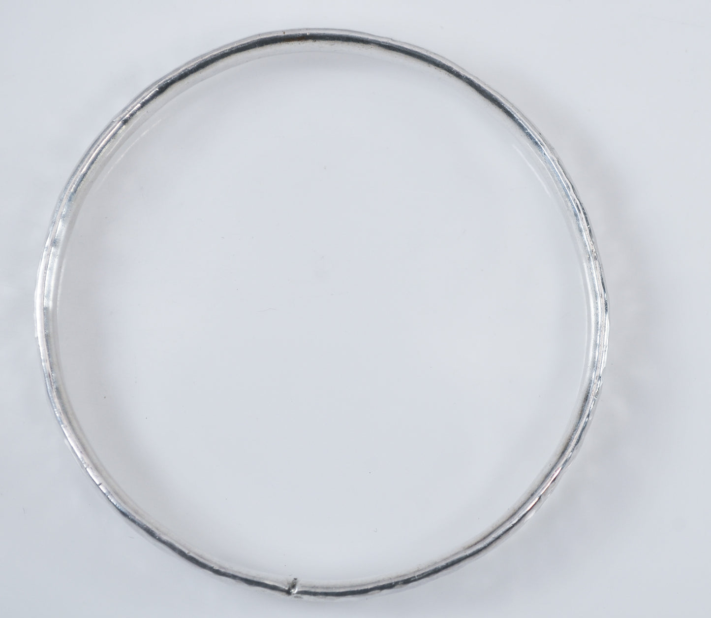 925 Sterling Silver Hammered Bangle Bracelet