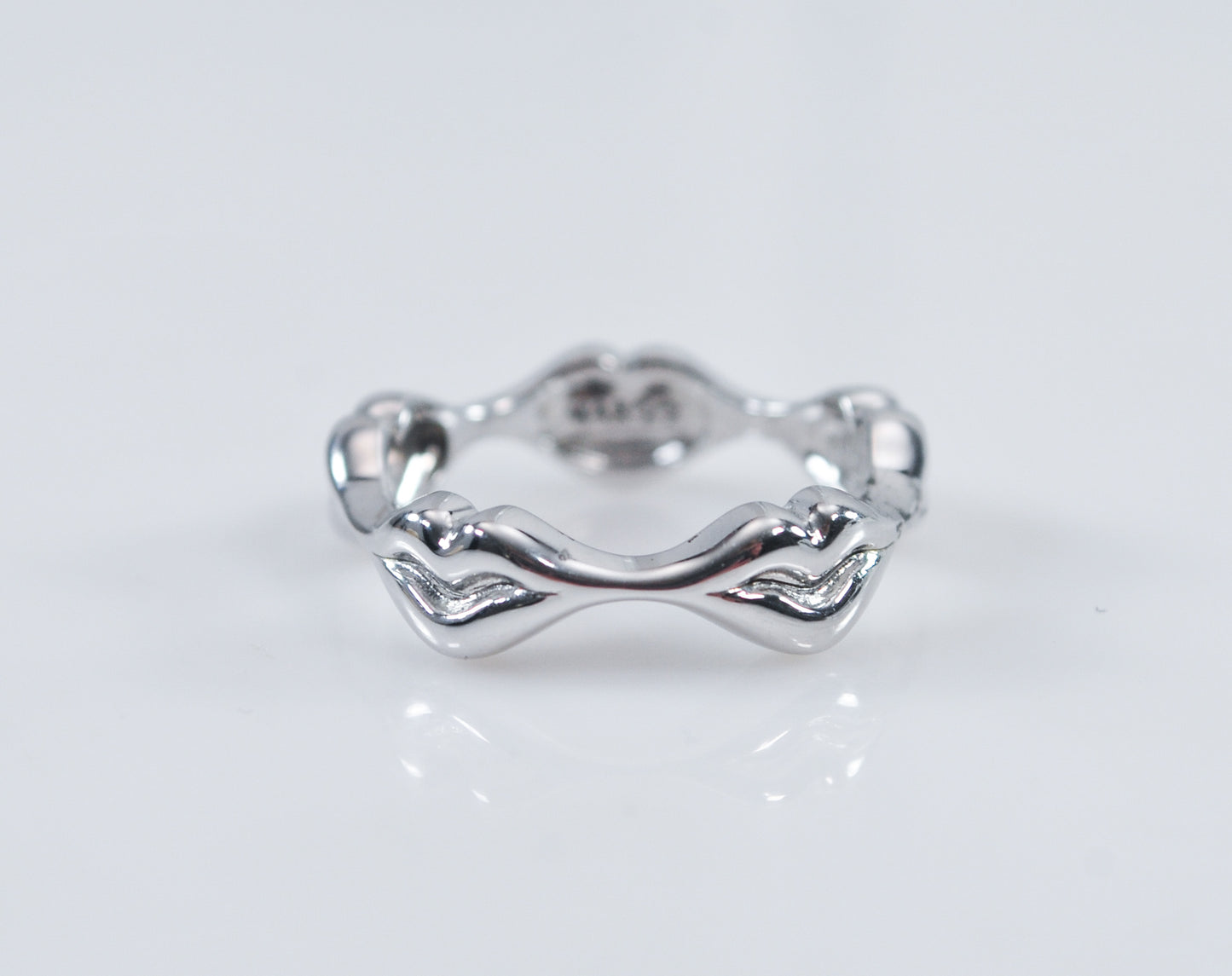 Designer Sterling Silver Lips Kisses Ring