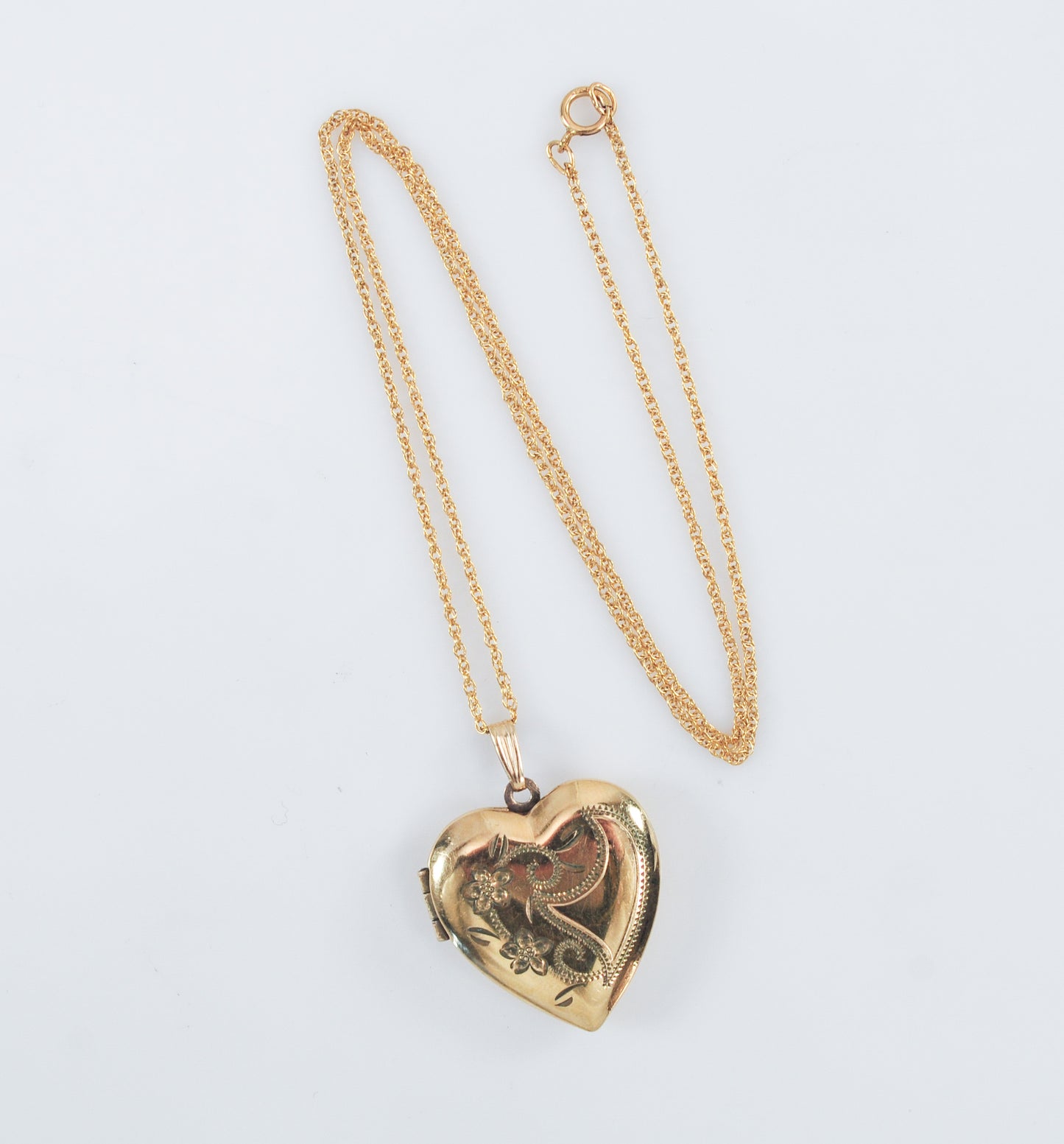 Vintage Gold Filled Floral Heart Locket Necklace