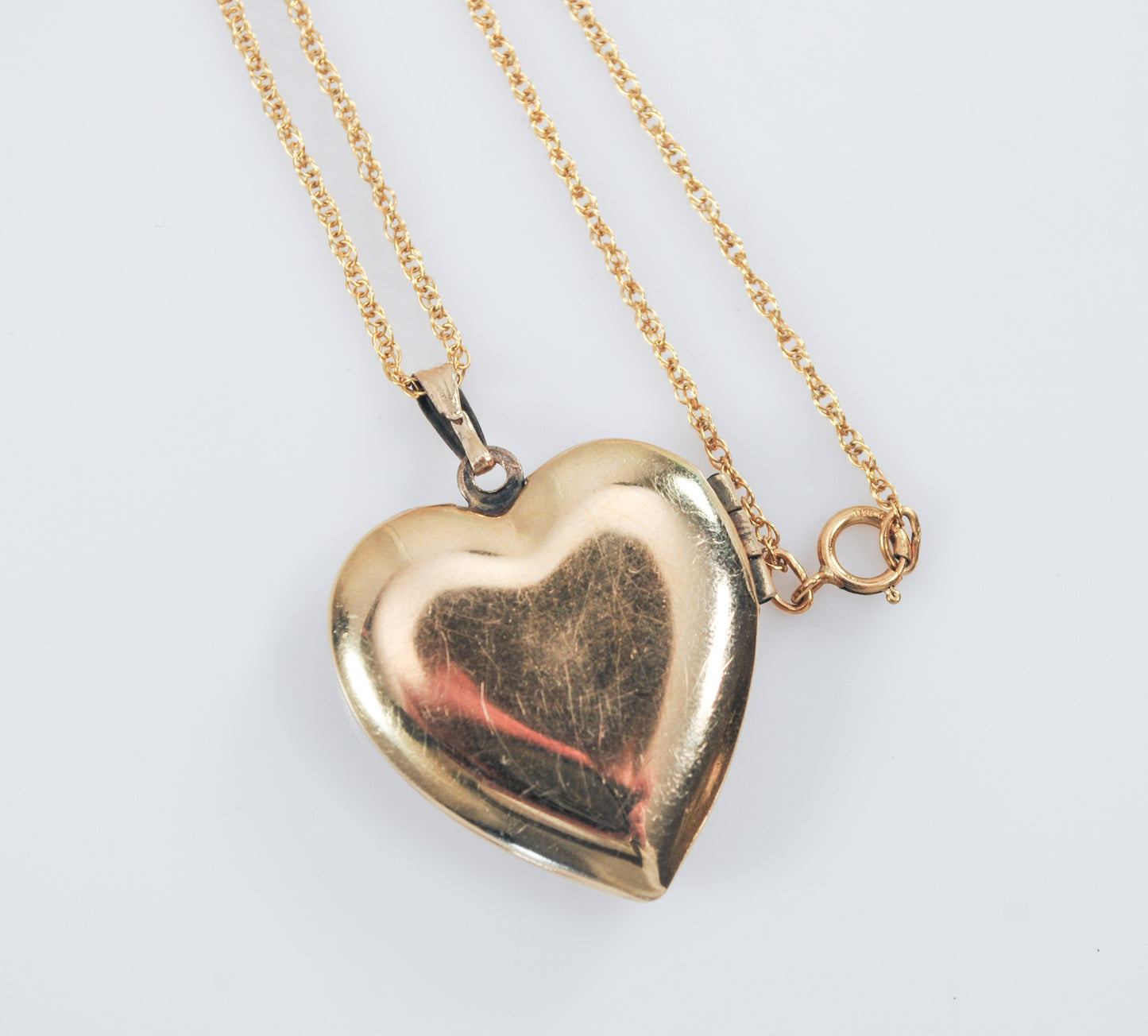 Vintage Gold Filled Floral Heart Locket Necklace