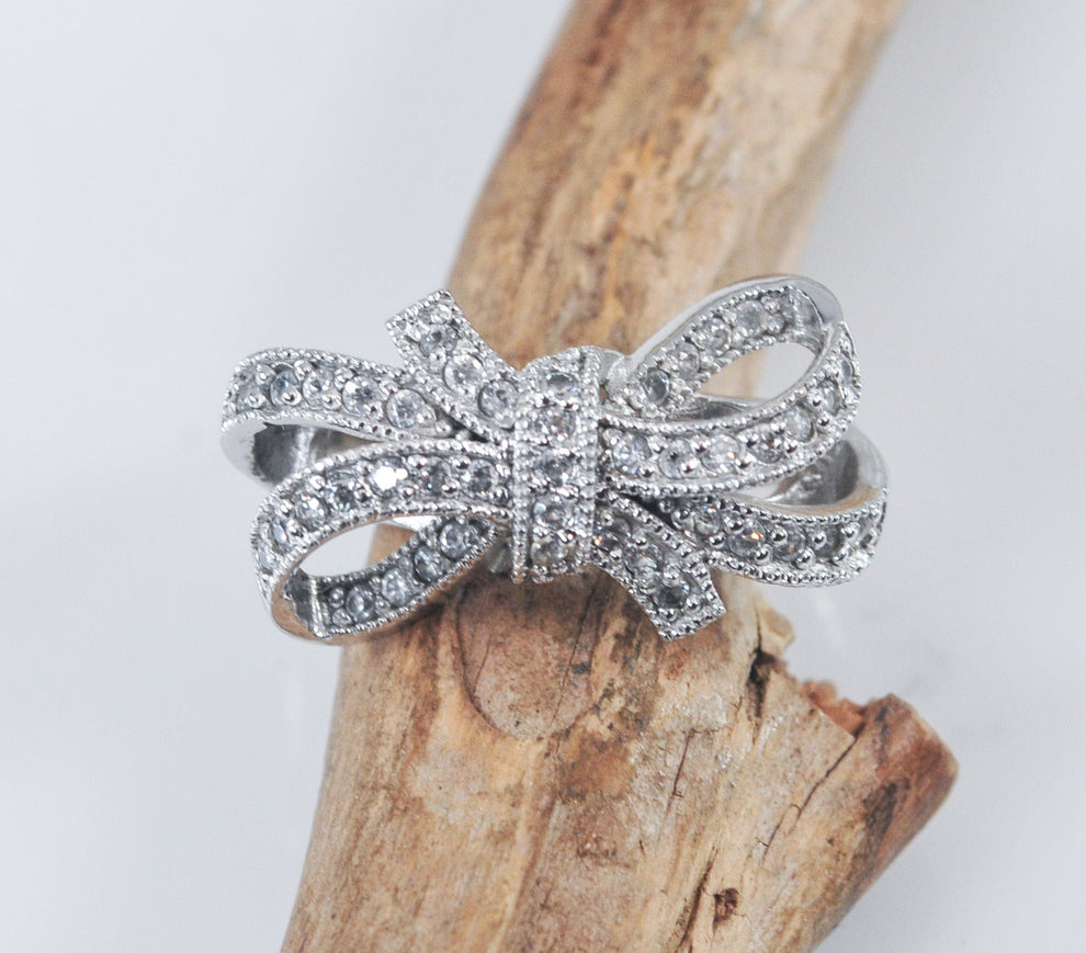 Sterling Silver CZ Bow Ring – Silver Vintage Jewelry