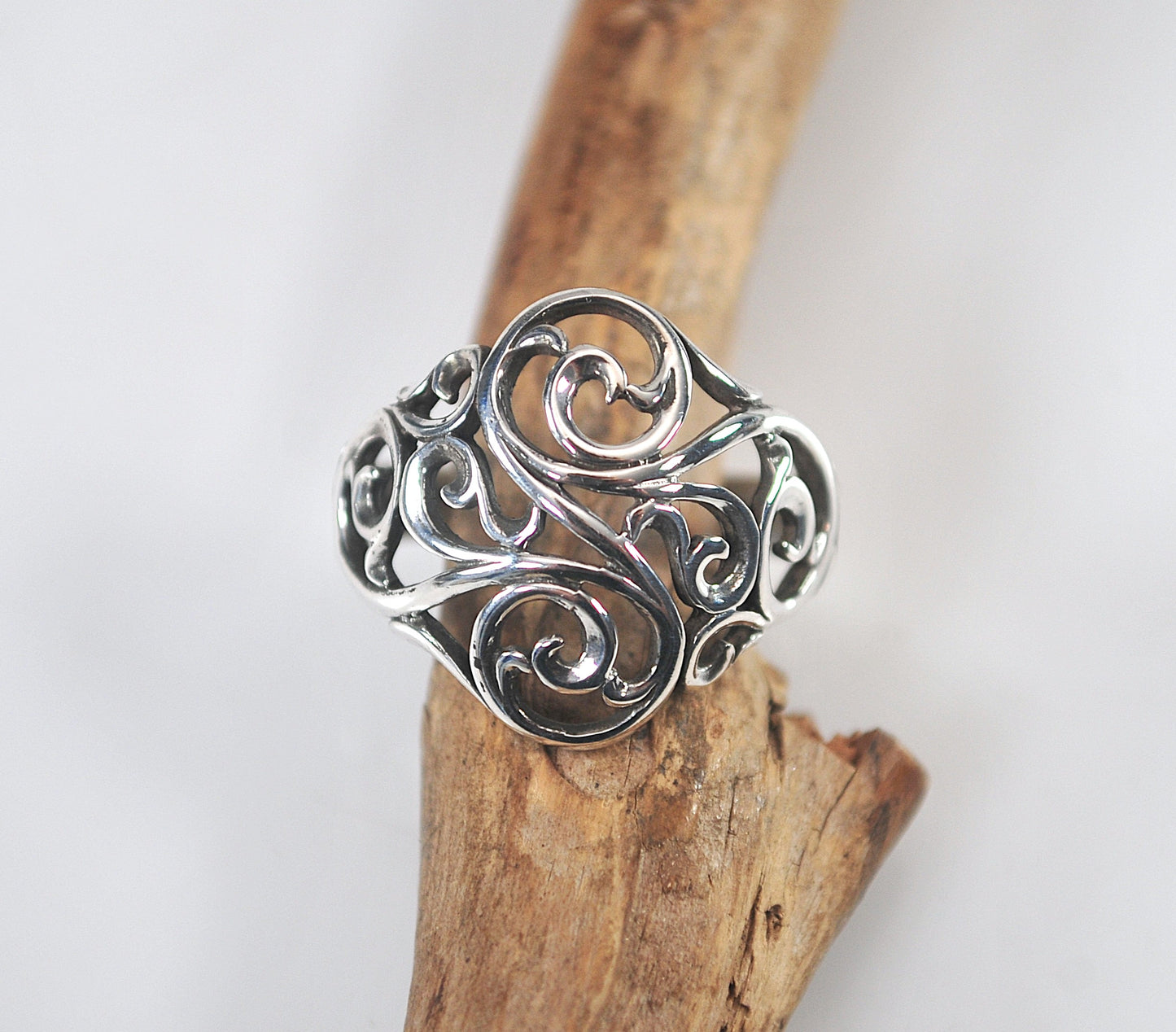 Kabana Sterling Silver Scrolled Ring