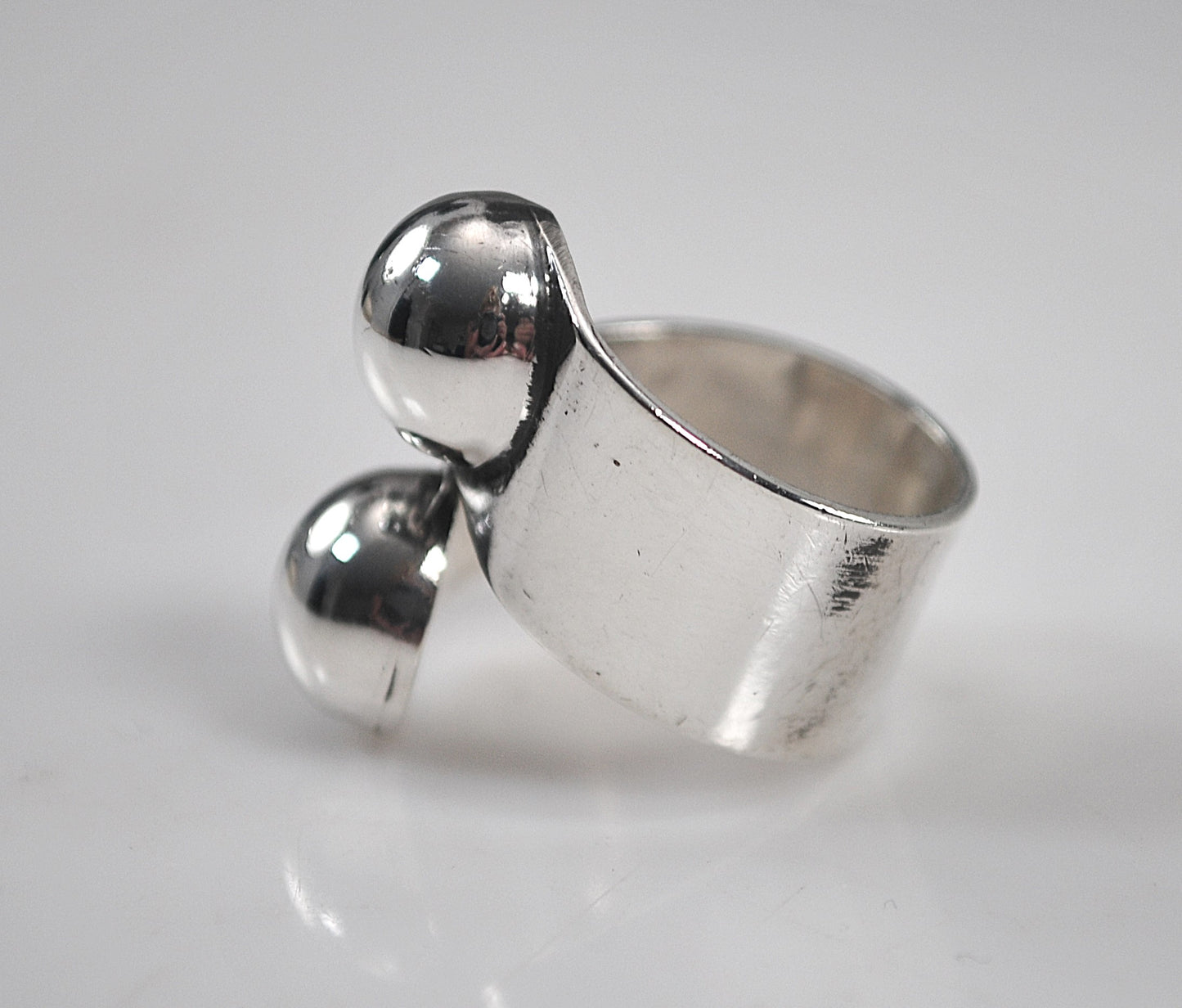925 Mexico Sterling Silver Bypass Ball Ring