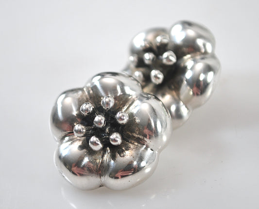 Designer Sterling Silver Flower Earring