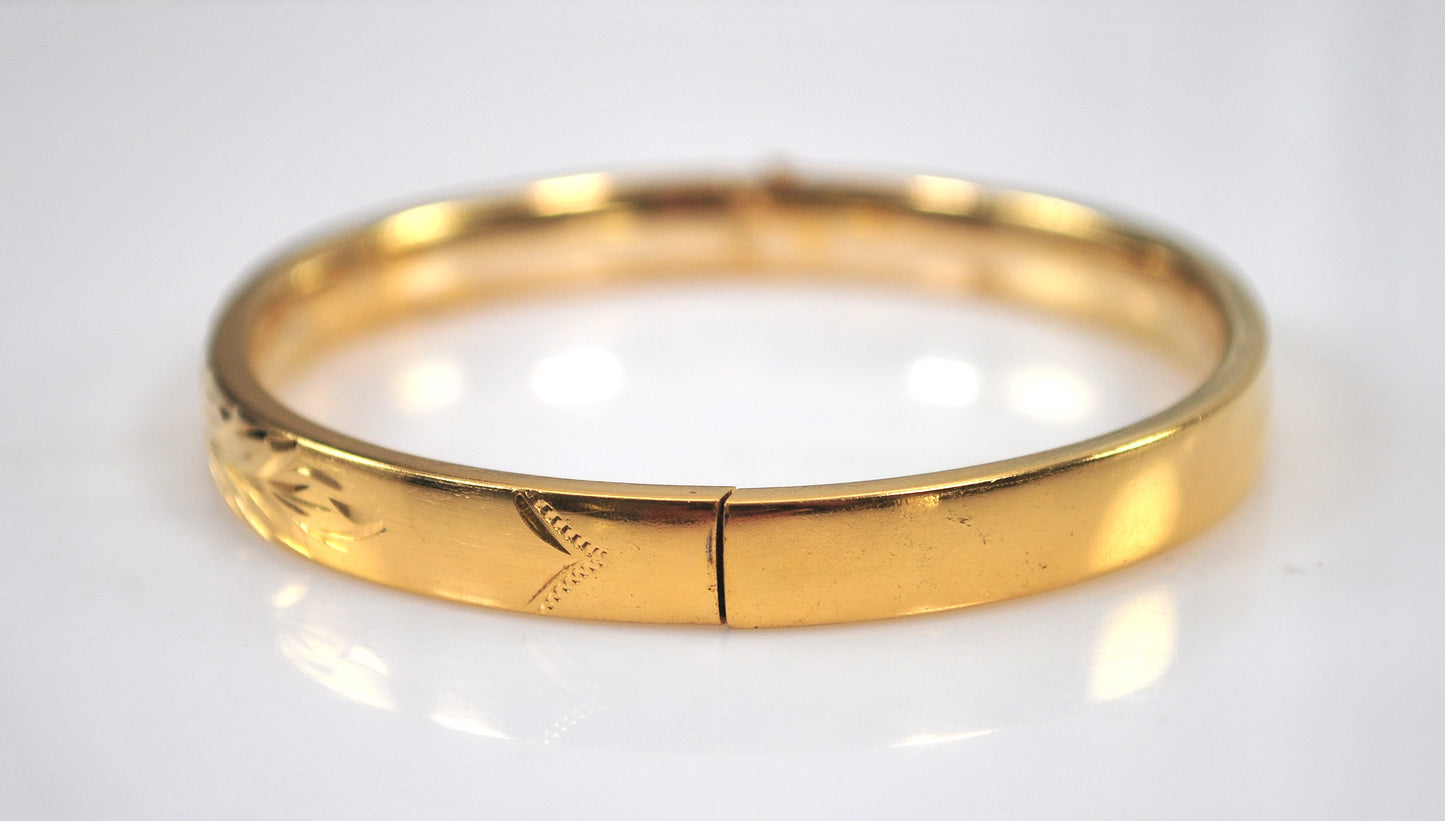 As is - Vintage Signed Gold Filled Bangle Bracelet