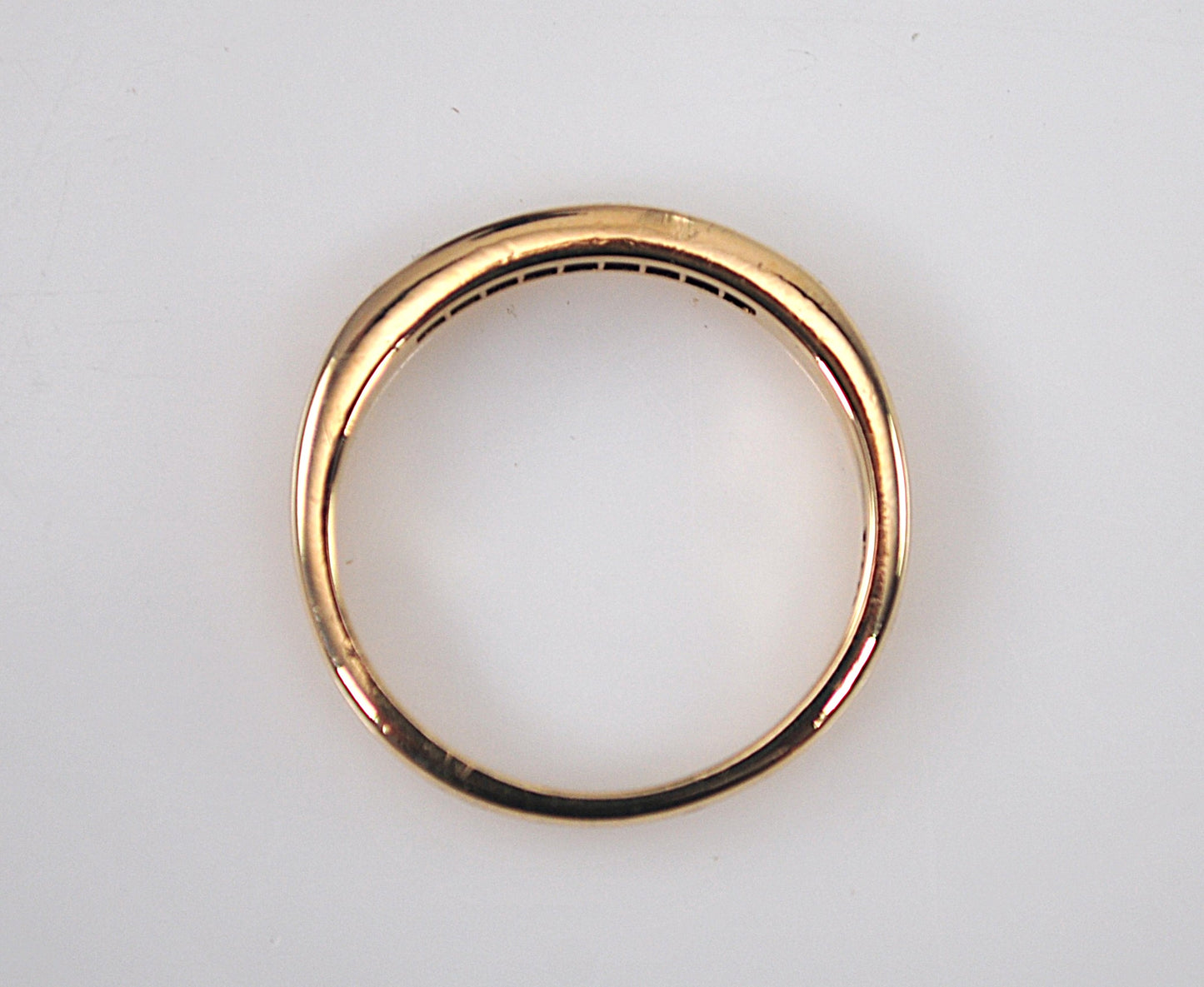 Vintage 14K Gold Diamond Band Ring