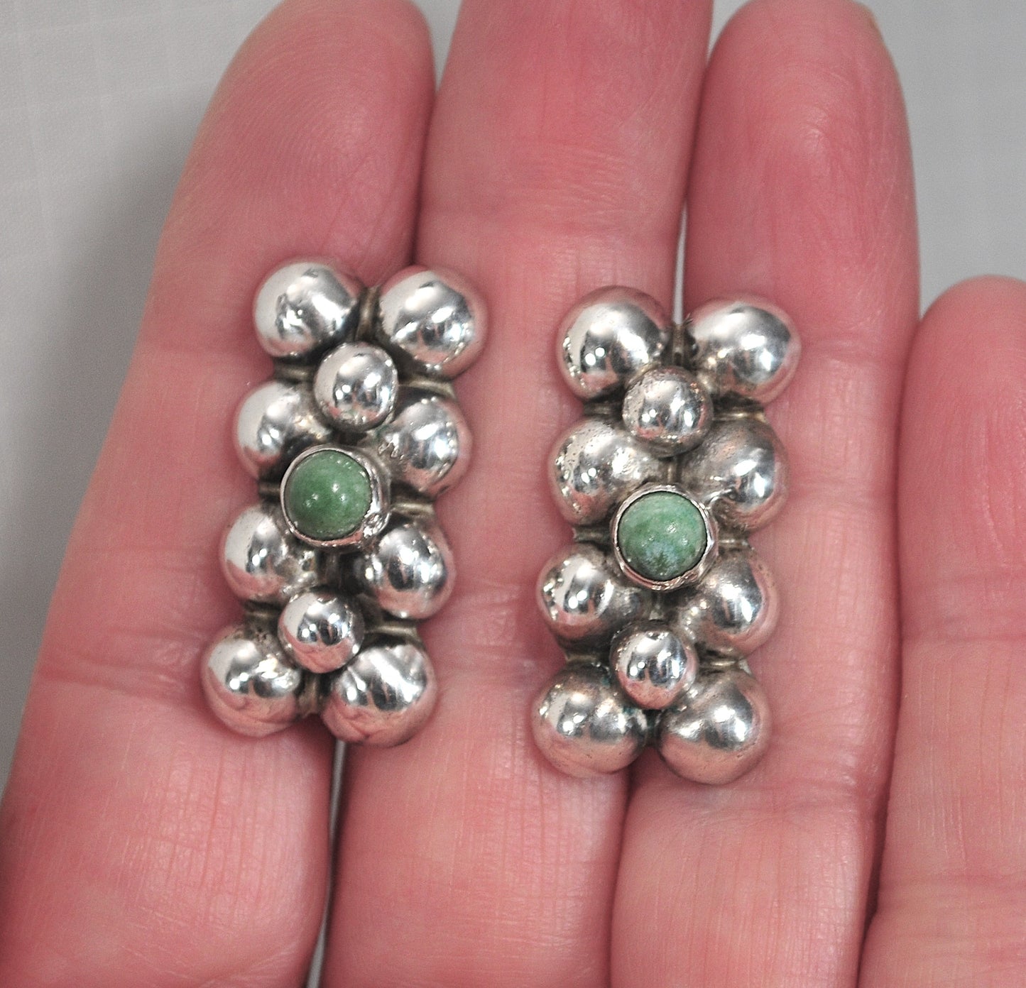 Vintage Southwestern Sterling Silver Turquoise Screw Back Earrings