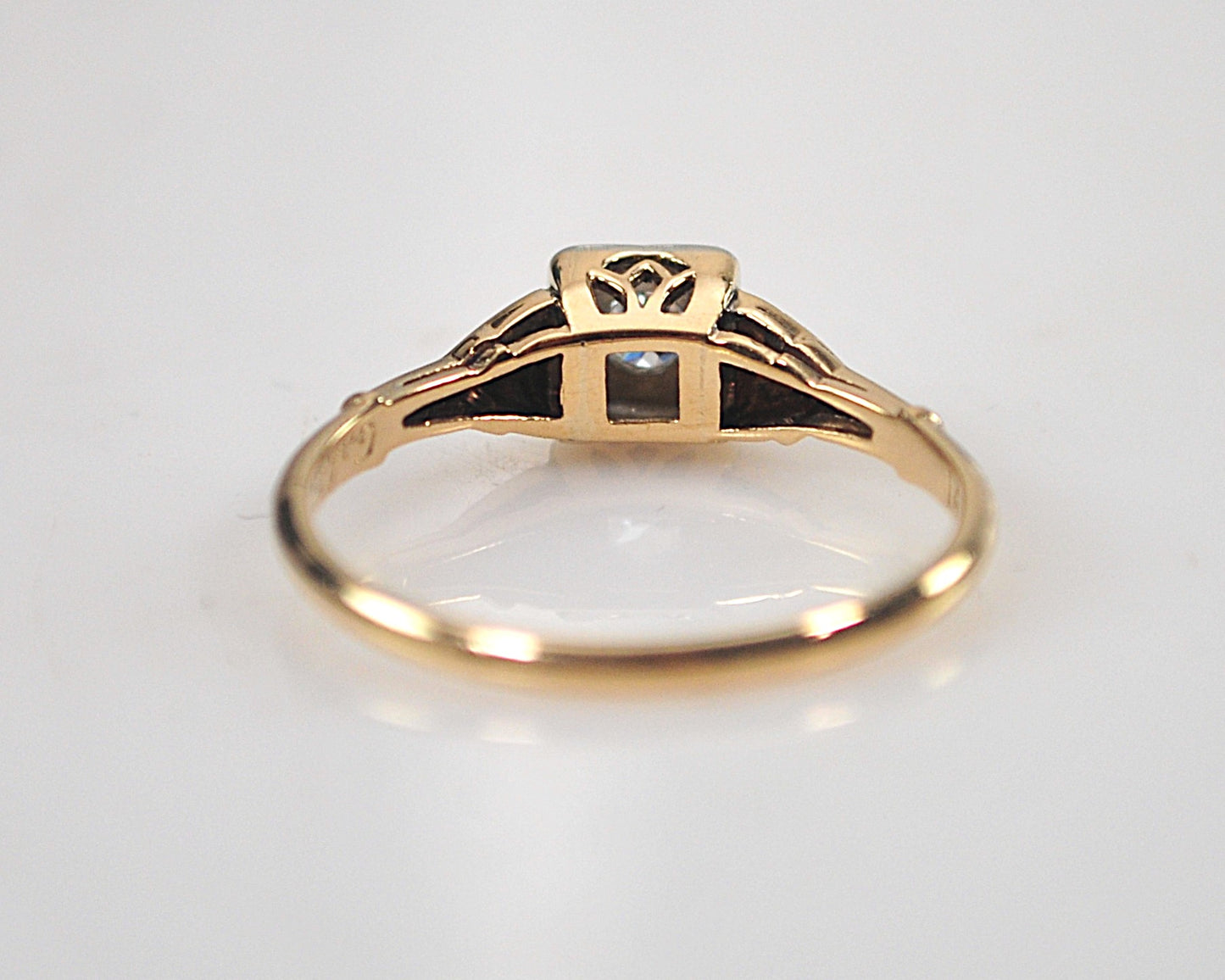 Antique 14K Gold Diamond Ring
