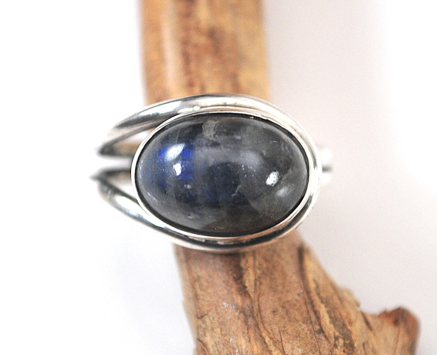 Labradorite Sterling Silver Ring